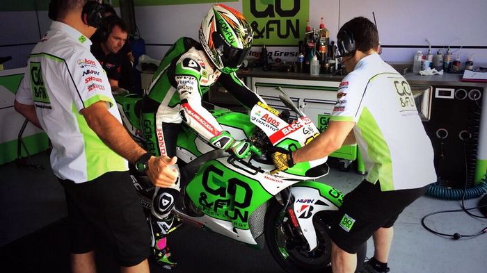 Πρώτο χρόνο, την πρώτη μέρα του δεύτερου τεστ της Μαλαισίας έκανε ο Alvaro Bauti Πρώτο χρόνο, την πρώτη μέρα του δεύτερου τεστ της Μαλαισίας έκανε ο Alvaro Bautista, σε μια Sepang με κακή πρόσφυση.